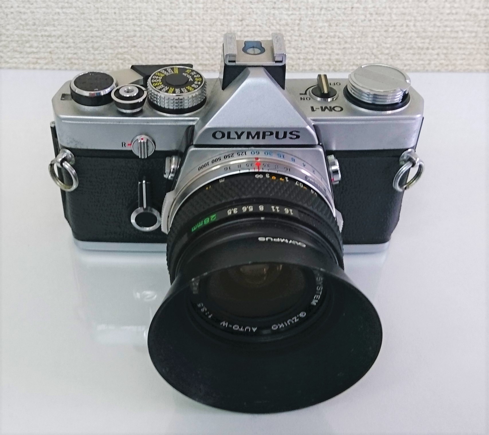 OLYMPUS_OM-1